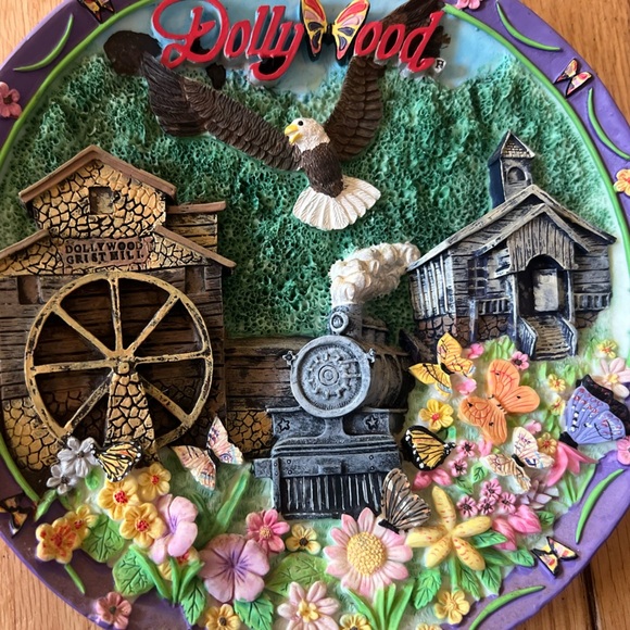 Dollywood Collectable 3D Plate Purple Train Mill Eagle Butterfly Dolly - Picture 2 of 4